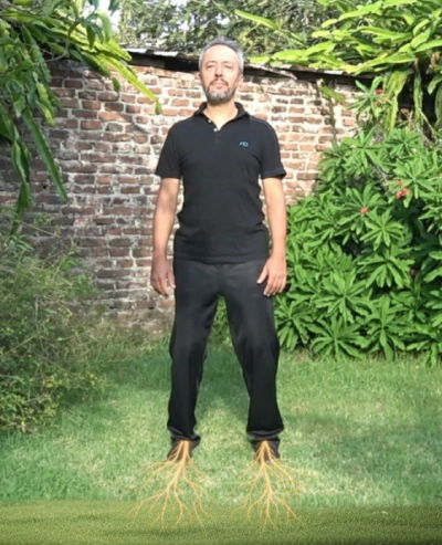 Técnica psicofísica: Imaginando el enraizamiento en la tierra.