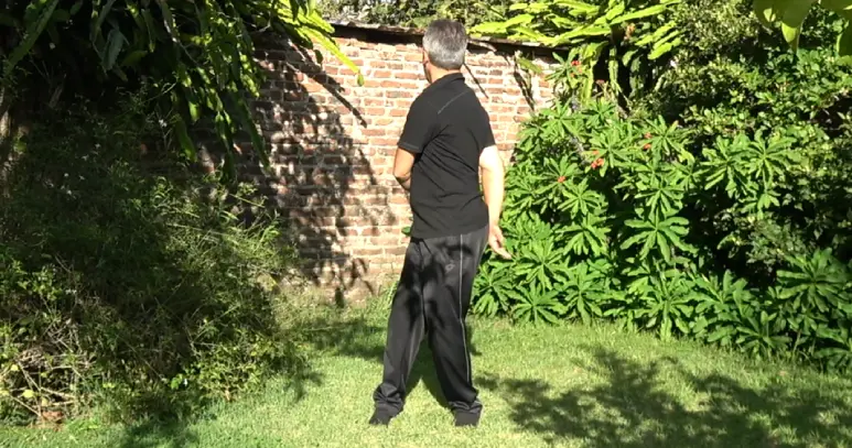 Técnica de Rotación de Columna. Movimiento de giro hacia los lados.