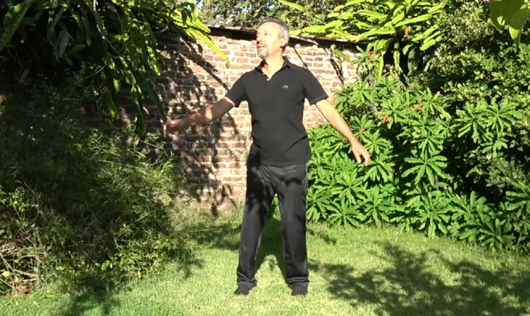 Técnica de Rotación de Columna. Movimiento de giro hacia los lados.