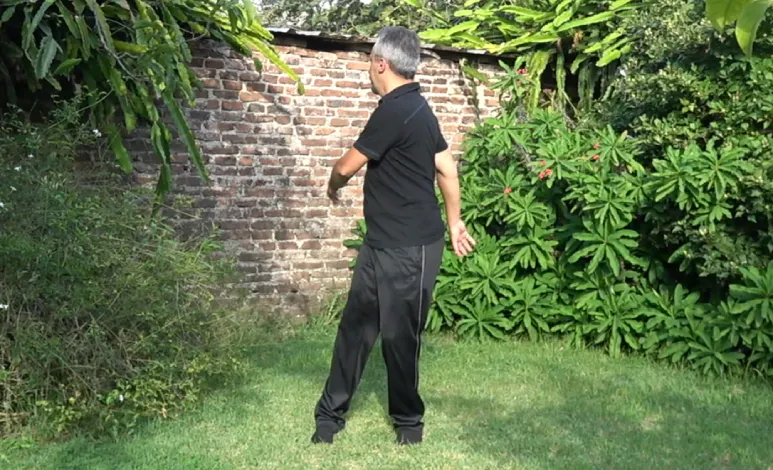 Técnica de Rotación de Columna. Movimiento de giro hacia los lados.