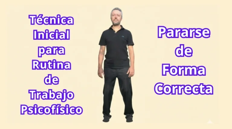 Postura de parado correcta vista frontal. Técnica psicofísica. Cómo pararse correctamente.